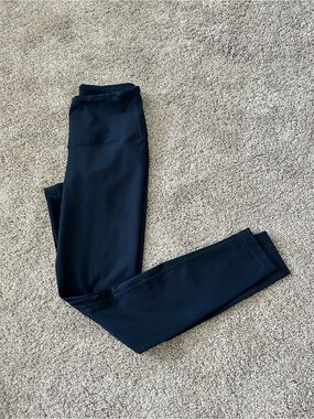 Yogalicious Lux Navy Leggings size S